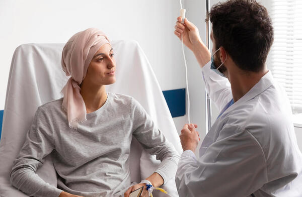 APOSUR reafirma su compromiso con pacientes oncológicos e invita a la comunidad a asociarse