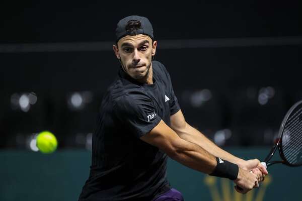 Argentino Cerúndolo apunta a  Sinner  - Tenis - ABC Color