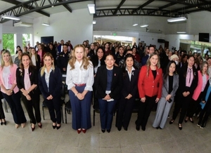 Ministras instan a convertir la mamografía en una tradición anual