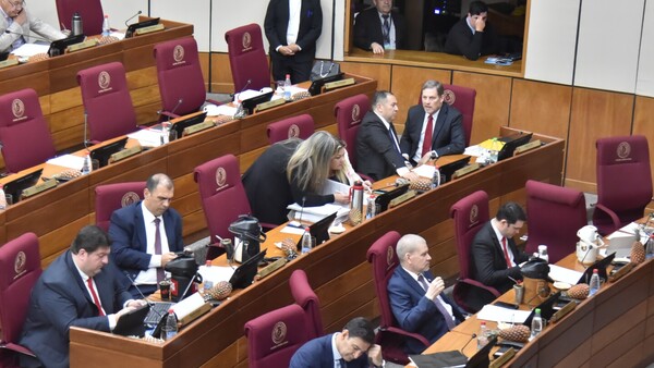 Postergan sine die estudio del proyecto de ley de protección de datos personales