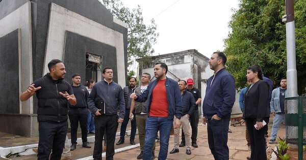Diario HOY | Día de los difuntos: intensifican la limpieza en los cementerios de Asunción