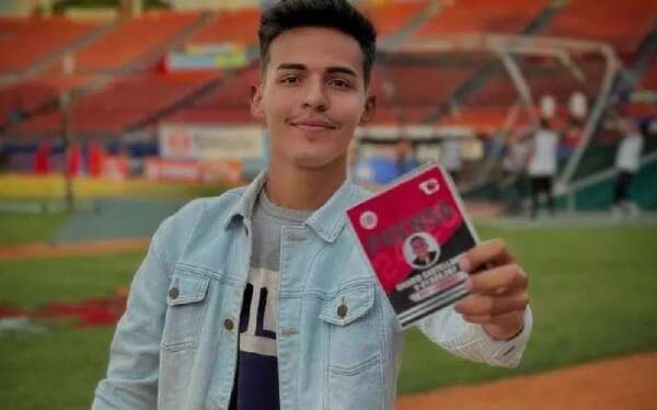 Estudiante venezolano de periodismo es acusado de terrorismo, denuncia sindicato de prensa - Mundo - ABC Color