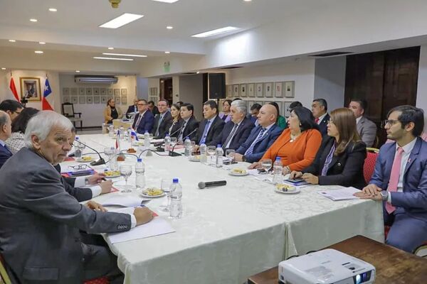 Popular / Paraguay y Chile debatieron sobre trata de personas