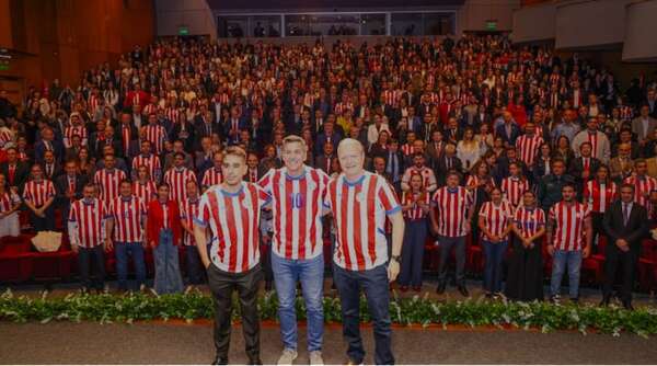 Gobierno lanzó “hoja de ruta” para un desarrollo sostenible - Economía - ABC Color