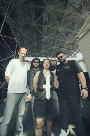 La música alternativa toma Voudevil en una fiesta de Halloween hecha en comunidad - Música - ABC Color