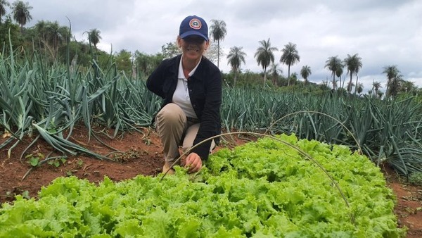 La agricultura familiar gana terreno con más de 13.000 productores que generan ingresos sostenibles - ADN Digital