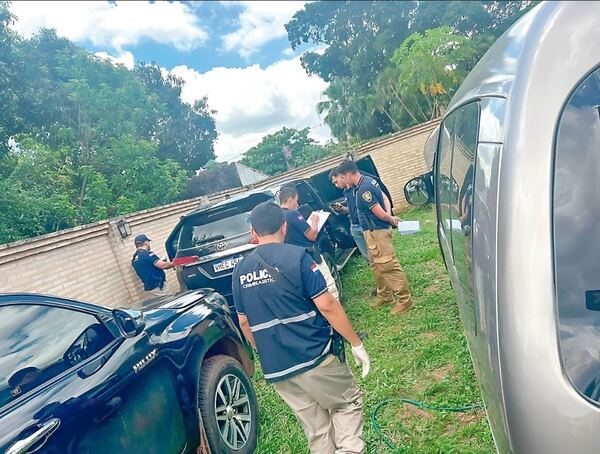 Vehículos recuperados en Luque por la Policía Nacional