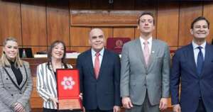 La Nación / Senadores rindieron homenaje a Nelly Gaona, locutora de Nación Media