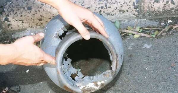 La Nación / Explosión de garrafa de gas deja una casa en cenizas en Los Cedrales, Alto Paraná