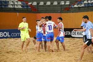 Doblete de triunfos en el debut de los Pynandi