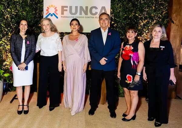 “Serenata Rosa” en conmemoración de la guarania - Sociales - ABC Color