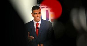 La Nación / Senado español interroga a Pedro Sánchez por un escándalo de corrupción