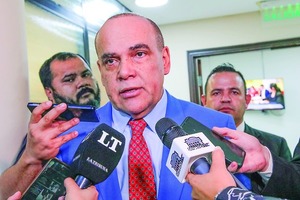 Proyecto de ley para periodistas, otra vez postergado en el Senado