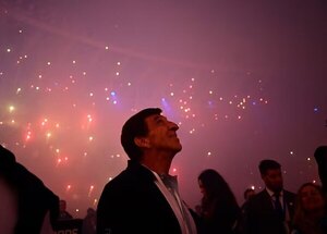 Versus / El brutal recibimiento para el Racing de Costas en el "Cilindro"