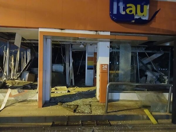 VIOLENTO ASALTO AL BANCO ITAÚ DE KATUETÉ, DEPARTAMENTO DE CANINDEYÚ.