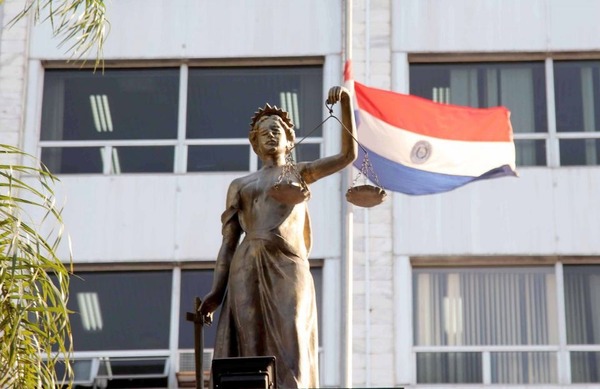 Corte suspende artículo clave sobre gestión corporativa