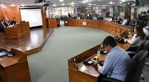 Junta pide explicar saldo de bonos omitido en 2026