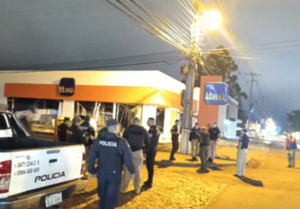 Asaltantes sitiaron Katuete: cubrieron perímetro con 50 personas, informan