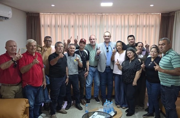 Trabajadores de la vía pública respaldan a González Vaesken para la intendencia de CDE - ADN Digital