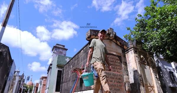 La Nación / Reforzarán seguridad en cementerios por Halloween y festividad de Todos los Santos