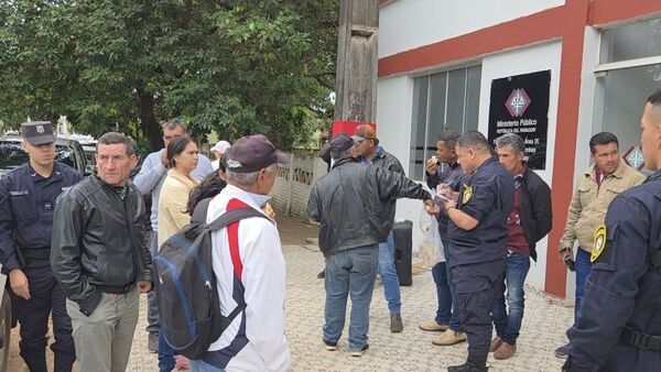 Ciudadanos de Arroyito exigen imputación contra su intendente - Concepción al Día