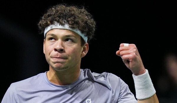 Versus / Shelton clasifica al Masters ATP tras pase a cuartos de final en París