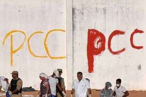 Gobierno declarará como organizaciones terroristas al Comando Vermelho y PCC  - Policiales - ABC Color