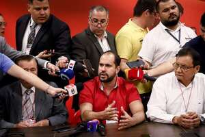 En la ANR advierten sobre caos electoral por secuestro interno de la web, servidores y el padrón     - Política - ABC Color