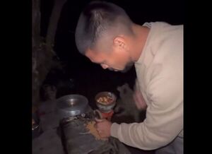 Popular / Defensor de Guaraní mostró su "fórmula de alimento" para el "Queso" Fernández