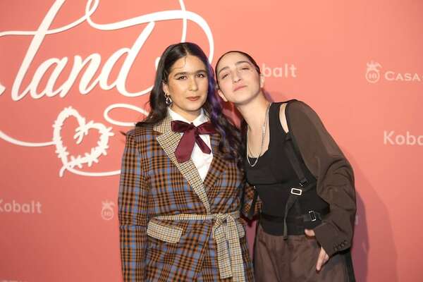 Arrestan a la novia de Emily Estefan, hija de Gloria Estefan, por violencia doméstica - Gente - ABC Color