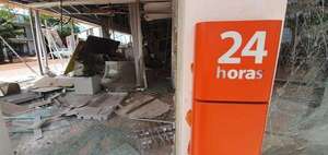 Detonan banco en Katueté: testigo describe momentos del ataque - Policiales - ABC Color