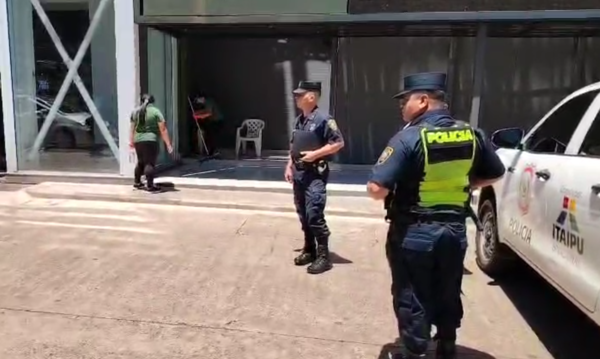 Asalto a cambista en CDE: delincuentes se llevaron cerca de USD 20.000 | Unicanal