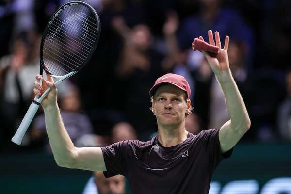 Sinner vence a Cerúndolo y avanza a cuartos en París - Fútbol - ABC Color