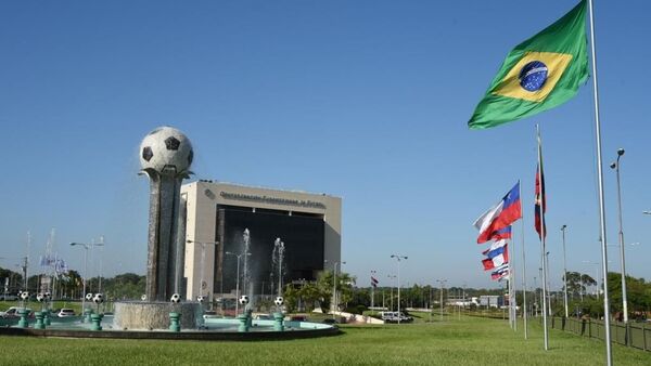 Imputan a directivos de un banco paraguayo por presunto lavado de dinero por el caso Conmebol