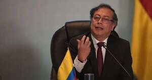 La Nación / Petro tuvo problemas para recargar combustible a su avión por sanciones de EE. UU.