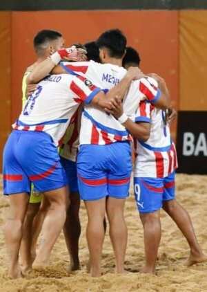 Equipo Pynandí mantiene campaña perfecta en Liga Evolución playera - La Tribuna