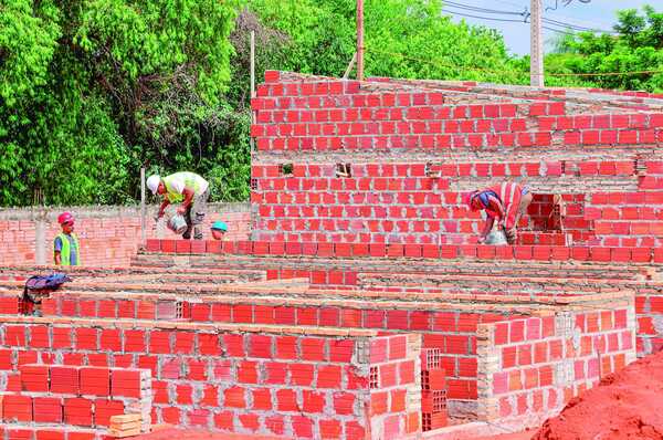 Consumo, servicios e industria impulsan el crecimiento del crédito