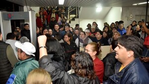 Municipalidad de Asunción gastó casi 13 veces más en sueldos de lo que invirtió en obras