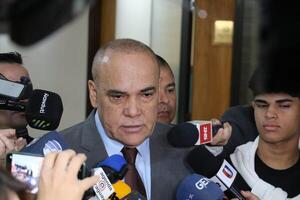 Titular del Congreso decide ignorar denuncias contra Zenaida Delgado