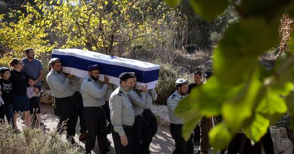 La Nación / Hamás incumplió acuerdo al entregar restos parciales de un rehén ya devuelto