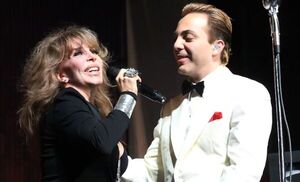 Popular / ¡Cristian Castro reconoció que zarandeó todito mal a su mamá!