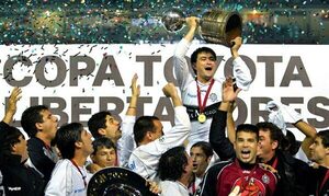 Versus / A 23 años de su tercera Copa, Olimpia será superado como tricampeón de América por un brasileño