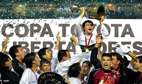 Versus / A 23 años de su tercera Copa, Olimpia será superado como tricampeón de América por un brasileño