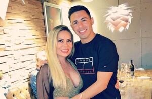 Popular / (VIDEO) Previa al partidazo del finde: ¡Blas Riveros se mostró "haciendo jugadas" con su doña!