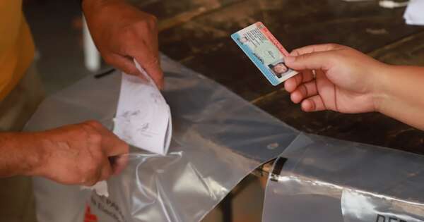 Diario HOY | CDE: Excluyen a apoderados sin competencia en mesa de votación