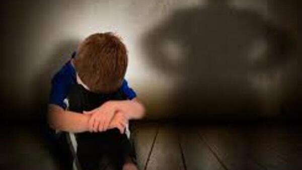 Abuela abusó de su propio nieto de 7 años
