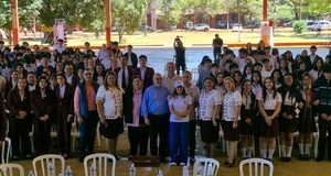 Charla “Yo Elijo Salvar” conmovió a la comunidad educativa del Centro Regional de Educación Saturio Ríos