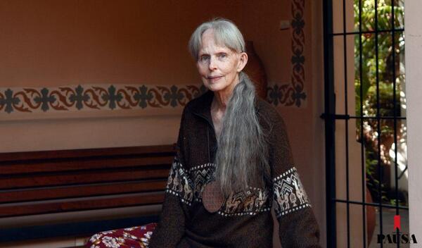 Ysanne Gayet | Pausa