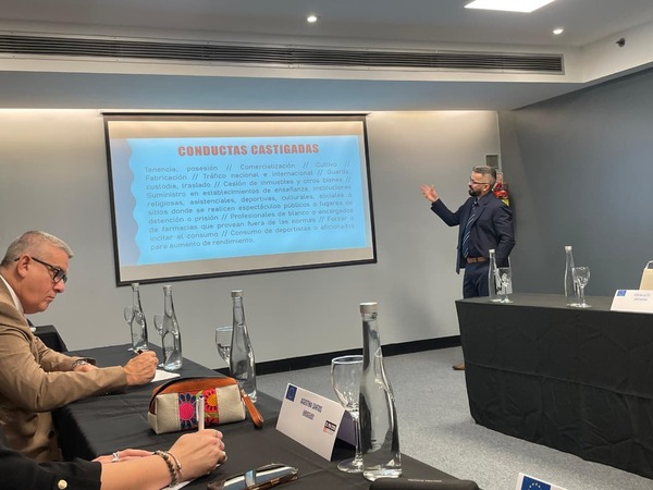 Fiscal antidrogas de Itapúa participa de taller internacional sobre tráfico de drogas en Argentina