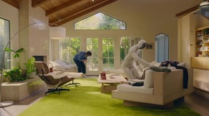 NEO: El robot humanoide que hace las tareas del hogar